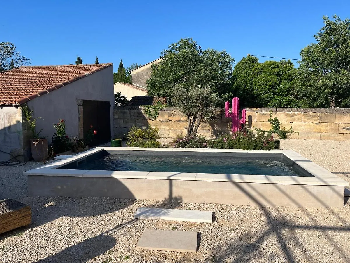 Appartement Studio dans les Alpilles à Fontvieille